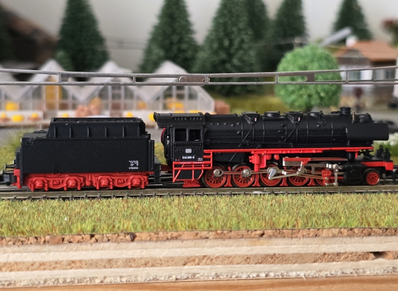 Dampflokomotive 044 389-5